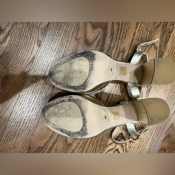 STUART WEITZMAN - RYDER 95 PLATFORM HEEL - GOLD - Picture 10 of 16